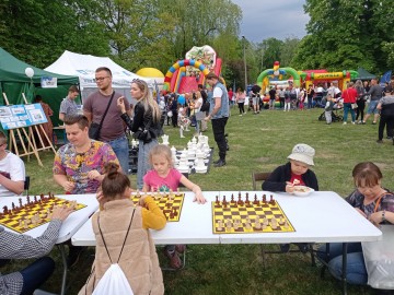 W Cielądzu, w malowniczych okolicznościach…, 